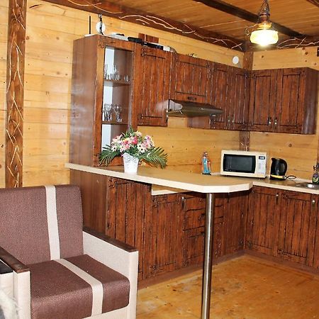 Szlachta Cottage Bukovel Extérieur photo