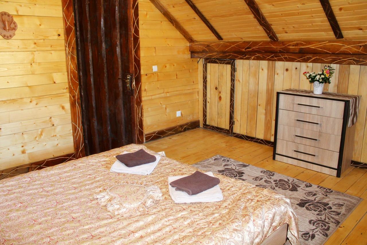 Szlachta Cottage Bukovel Extérieur photo